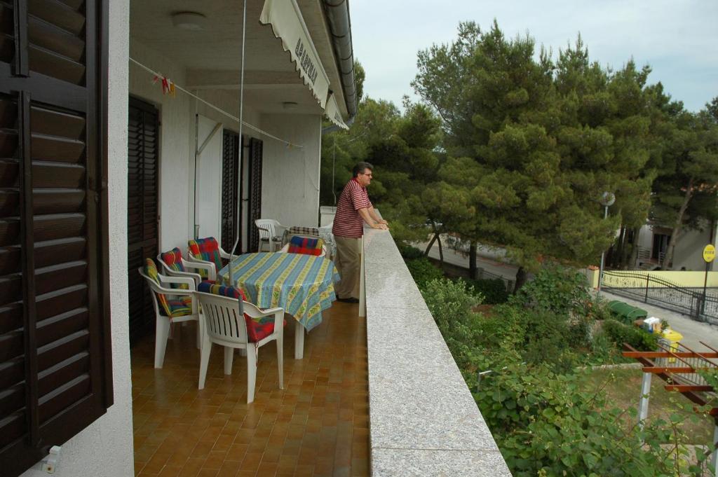 Apartments Jurina Krk Town Habitación foto